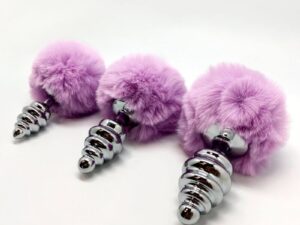 ALIVE - ANAL PLEASURE PLUG ESPIRAL METAL POMPON VIOLETA TALLA M - Imagen 3