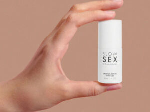 BIJOUX - SLOW SEX ACEITE DE MASAJE SEXUAL CON CBD 30 ML - Imagen 3