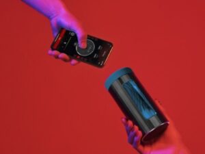 LELO - F1S V3 MASTURBADOR MASCULINO ROJO - Imagen 5