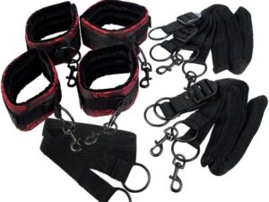 CALEXOTICS - SCANDAL SET DE ATADURAS CAMA