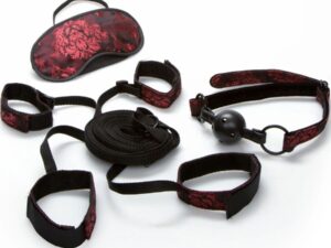 CALEXOTICS - SCANDAL KIT SUJECIÓN DE CAMA